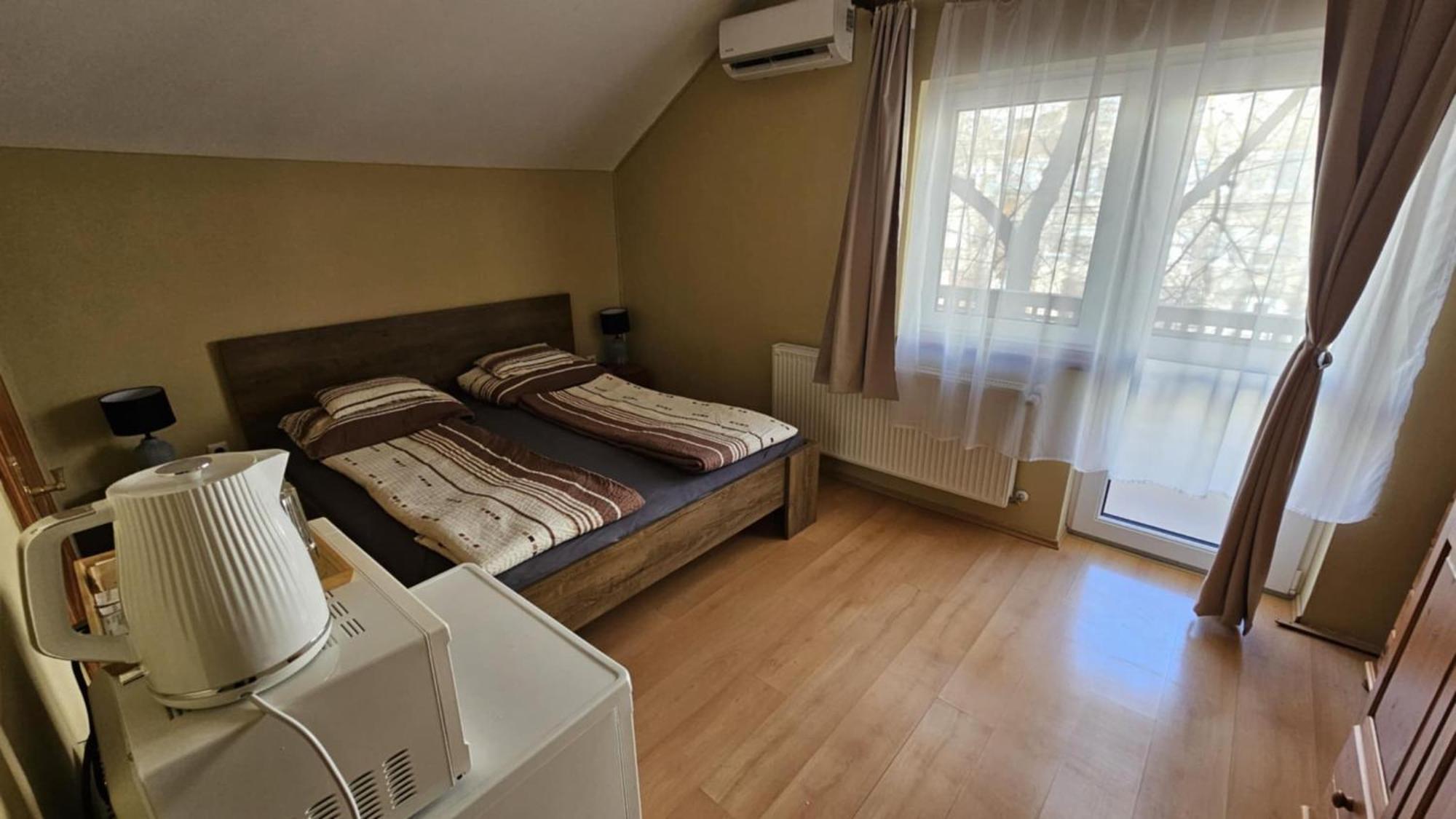 Rozsakert Apartmanhaz Хайдусобосло Экстерьер фото